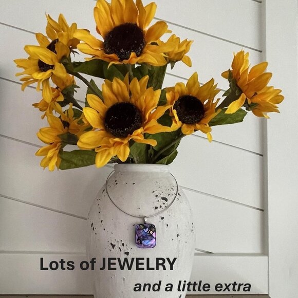 Jewelry and more TODAY! - Picture 1 of 1